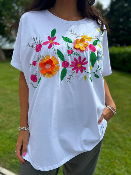 White Embroidered Floral Top Phoenix – Tillett's
