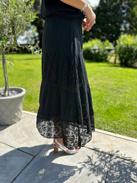 Black lace panel skirt 2025