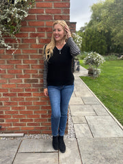 Black V-Neck Knitted Vest Evelyn