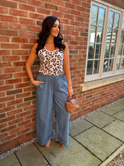 Light Denim Wide Leg Pull on Jeans