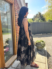 Black Gold Embroidered Sleeveless Dress Laney