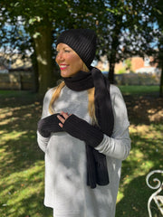 Black Ribbed Three Piece Scarf Set