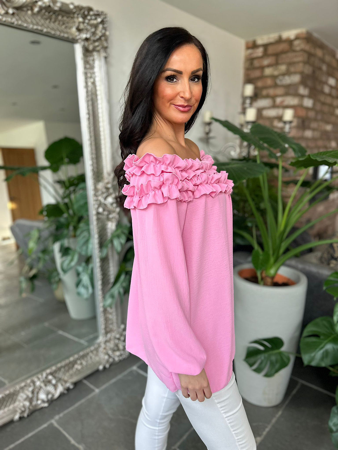 Pink ruffle top 2025