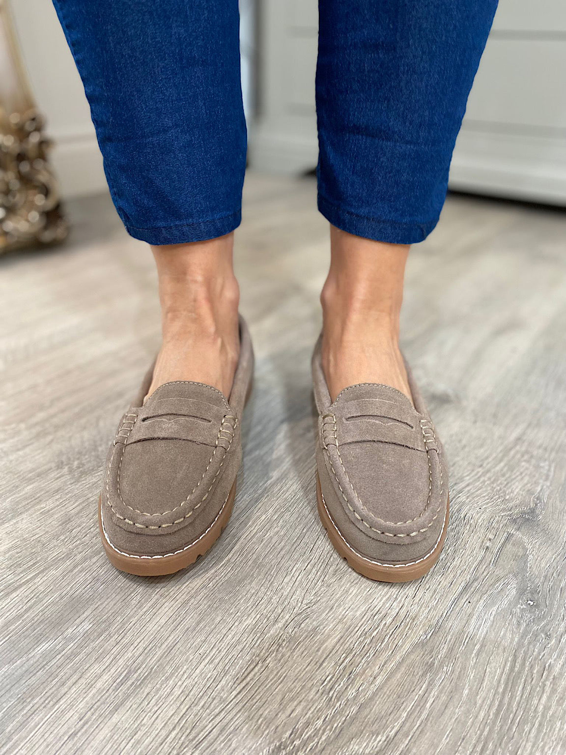 Sperry seaport sales buckle loafer