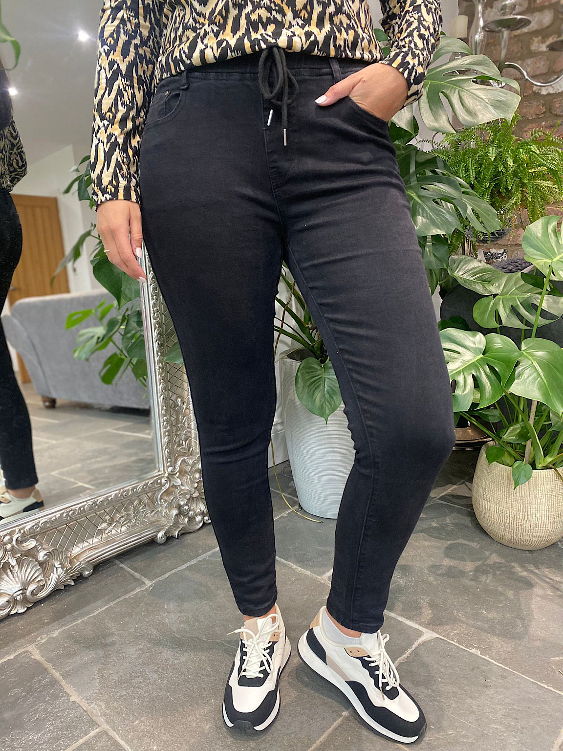 Black skinny jeans uk sale