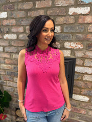 Lipstick Crochet Floral Ribbed Vest Olivia