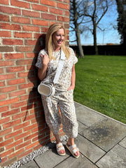 Stone Leopard Set Cara