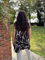 Black Abstract Swirl Vest Isabella