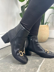 Black Chain Link Boots