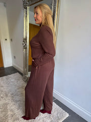 Chocolate Comfort Set Amelia