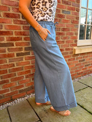 Light Denim Wide Leg Pull on Jeans