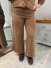 Camel Drawstring Short Knitted Trousers Georgina