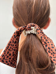 Tan Speckled Beaded Bobble