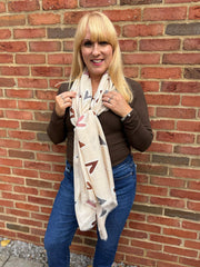 Antique Cream Graphic Heart Scarf