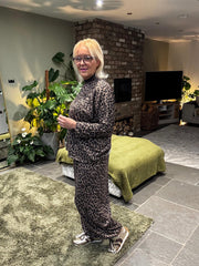 Mocha Soft Leopard Lounge Set Kennedy
