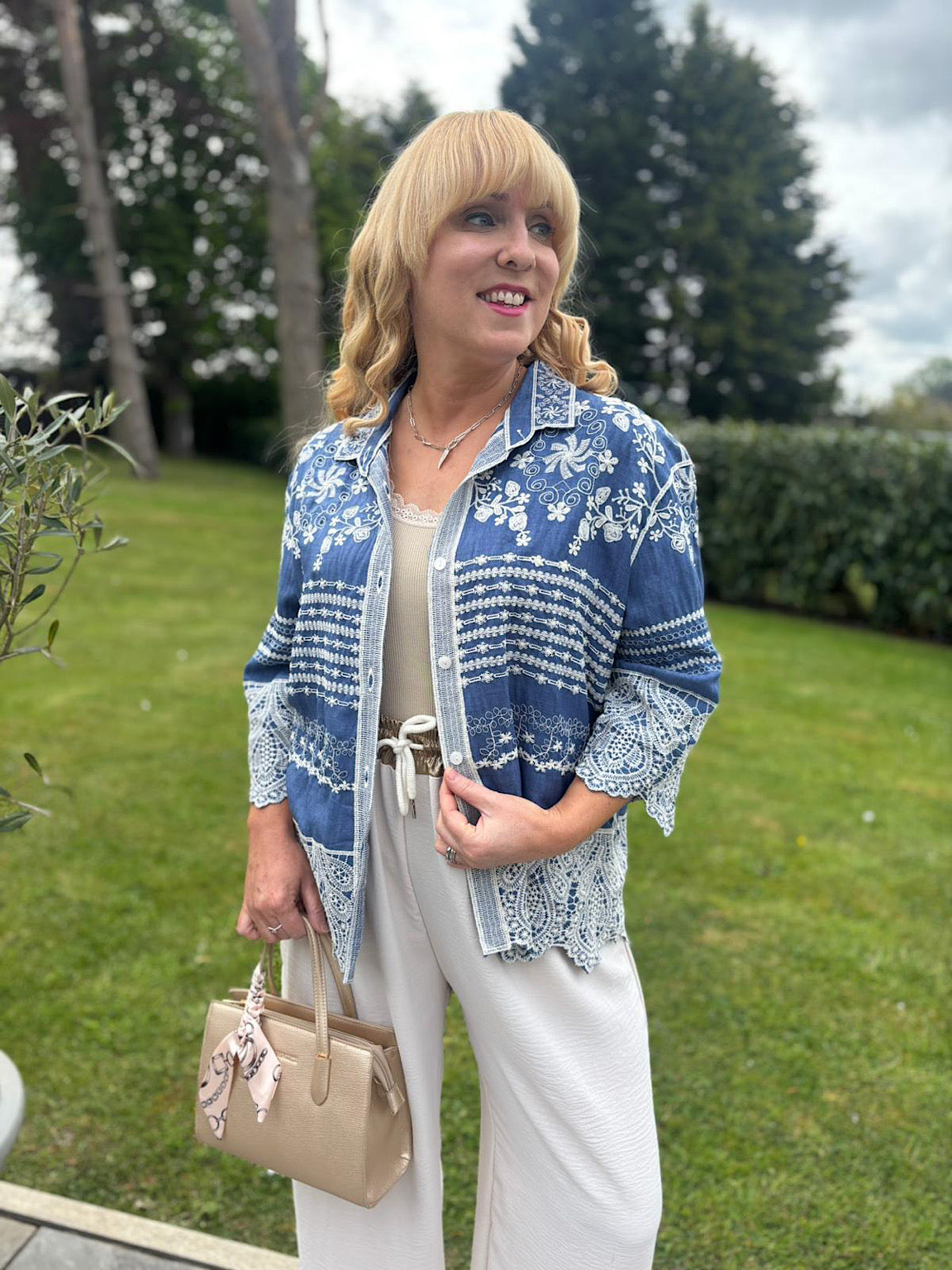 Denim Floral Embroidered Shirt Ebony – Tillett's