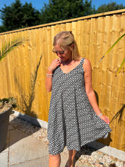 White Geometric Sleeveless Dress Cleo