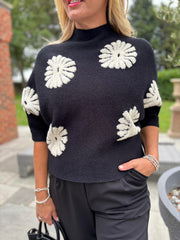 Black Daisy Knit Harmony