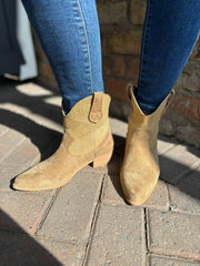 Mocha Weaved Panel Western Boots