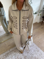 Stone Embroidered Pattern Tracksuit Kalina