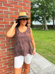 Chocolate Embroidered Daisy Pattern Vest Stella
