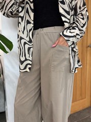 Mocha Barrel Leg Pocket Front Trousers