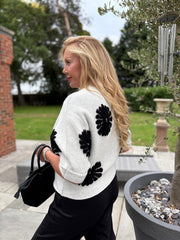 Winter White Daisy Knit Harmony