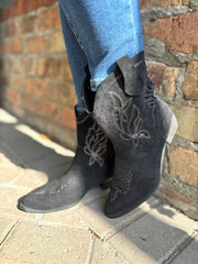 Black Floral Detail Western Boots