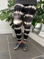 Black Tie Dye Print Leggings