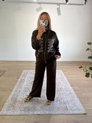 Chocolate Embroidered Pattern Tracksuit Kalina