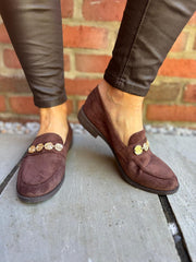 Chocolate Hammered Disc Chain Loafer