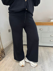 Black Drawstring Short Knitted Trousers Georgina