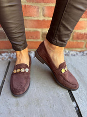 Chocolate Hammered Disc Chain Loafer