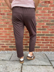 Chocolate Essential Joggers Stella