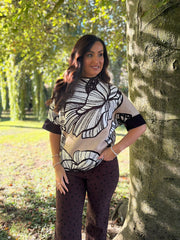 Stone Sketch Floral Knit Lyra