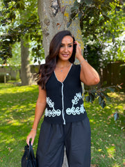 Black Contrast Trim Waistcoat Jan
