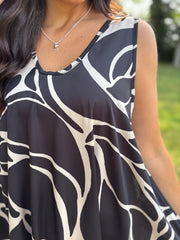 Black Abstract Swirl Vest Isabella