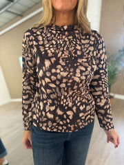 Black Animal Print Top Carmen