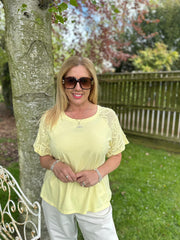 Lemon Net Sleeve Applique Tee Gemma