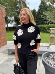 Black Daisy Knit Harmony