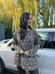 Chocolate Leopard Knit Tamsin