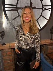 Ditsy Leopard Twist Front Top Bronte