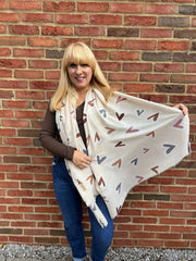 Antique Cream Graphic Heart Scarf