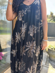 Black Gold Embroidered Sleeveless Dress Laney