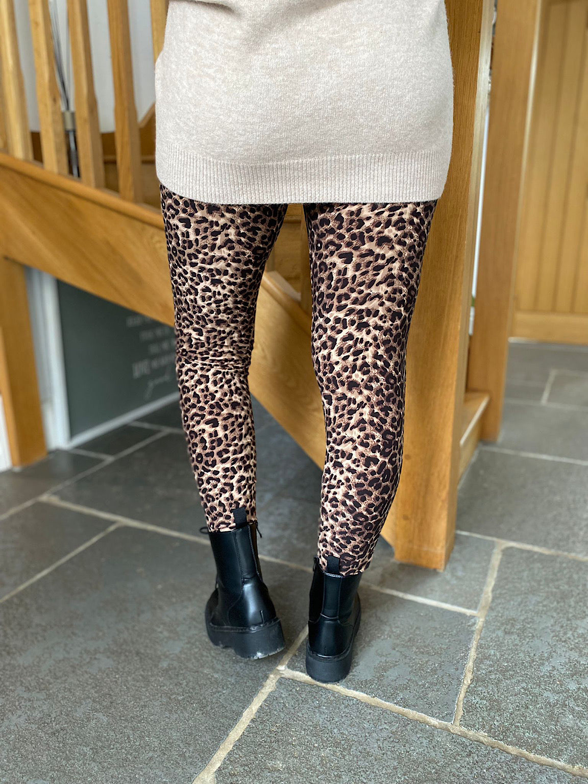 Women's Basic High Waisted Leopard Print Jersey Leggings | Boohoo UK
