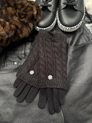 Black Two Piece Gloves Set