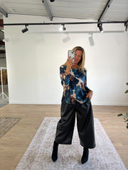 Navy Watercolour Floral Top Gaynor