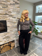 Mocha Soft Leopard Ruched Side Top Drew