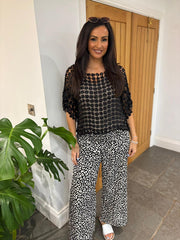 Black Shimmer Flower Top Sarina