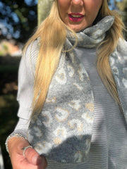 Grey Leopard Hat and Scarf Set